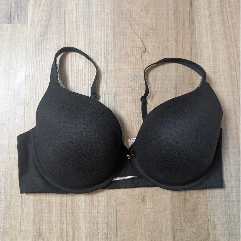 NWT Victorias Secret Size 38DD Body By Victoria Perfect Shape Smooth Push Up Bra